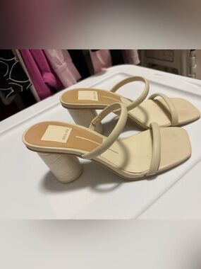 Dolce Vita cream sandal